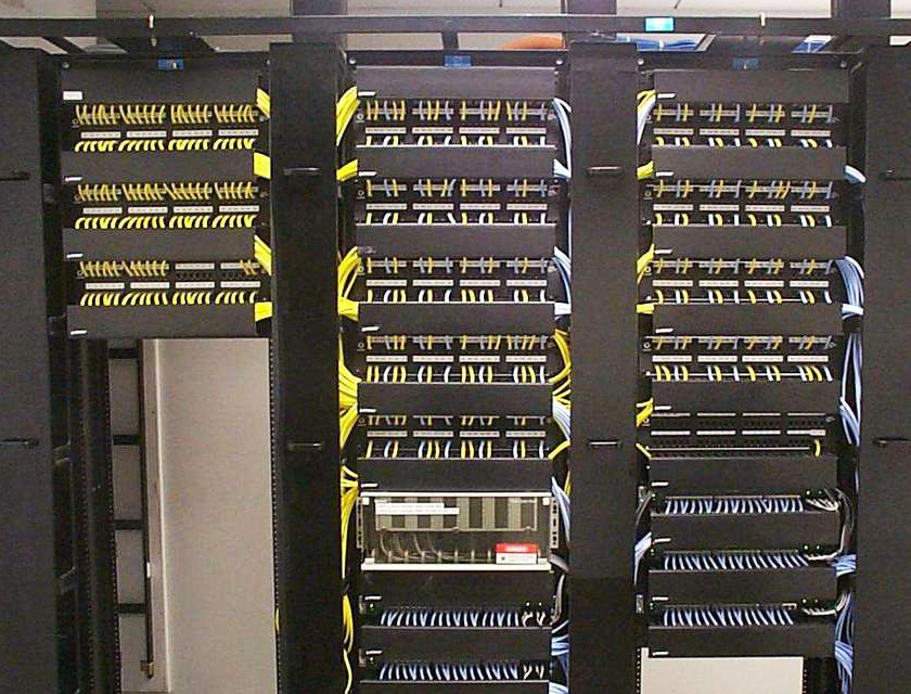 網絡配線架和理線架的區別是什么?